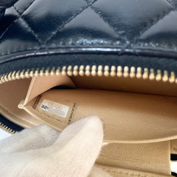 Load image into Gallery viewer, CHANEL Matelasse Bag in Black Lambskin Leather with Gold CC
