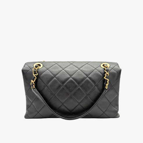 将图片加载到图库查看器，CHANEL Vintage Black Calfskin Enchained Flap Bag
