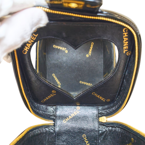 CHANEL Heart Mirror Black Vanity
