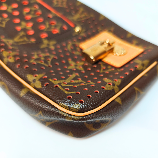 Load image into Gallery viewer, LOUIS VUITTON Perforated Pochette Accessories Monogram Canvas Fuchsia M95185
