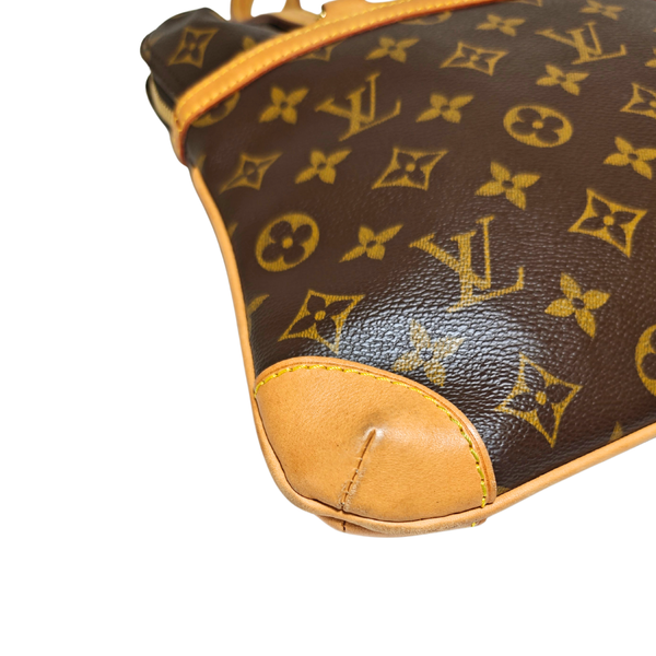 Load image into Gallery viewer, LOUIS VUITTON LV Monogram Coussin GM Vintage
