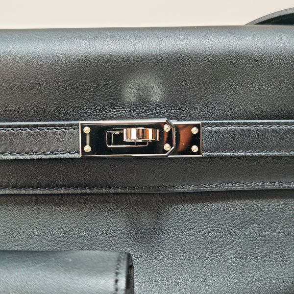 Load image into Gallery viewer, HERMES Shoulder bag Kelly Moove Noir Veau Swift Silver HW W Stamp 2024
