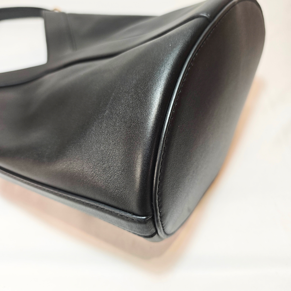 Load image into Gallery viewer, Saint Laurent Y Top Handle Black Bucket Bag
