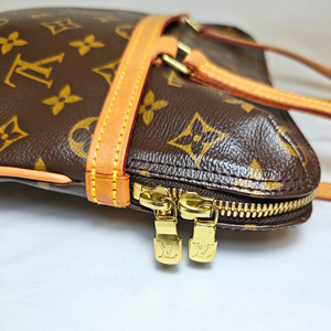 LOUIS VUITTON LV Monogram Coussin GM Vintage