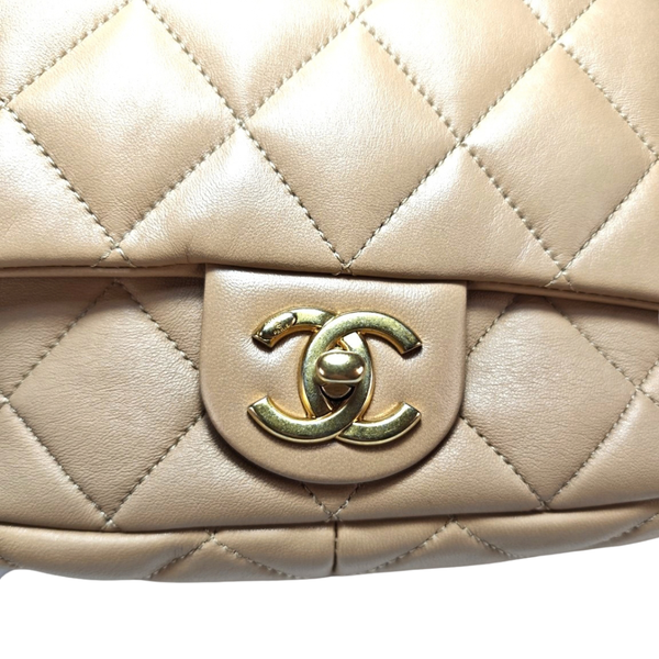 将图片加载到图库查看器，CHANEL Beige Quilted Lambskin Mini Funky Town Flap Aged Gold Hardware, 2022
