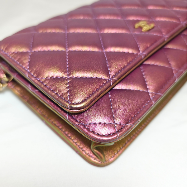 将图片加载到图库查看器，CHANEL Iridescent Purple Matelasse  Calfskin Wallet on Chain Pale Gold Hardware (WOC)
