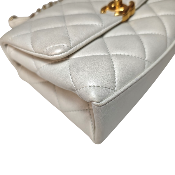 Load image into Gallery viewer, CHANEL White Pearl Handle Bag
