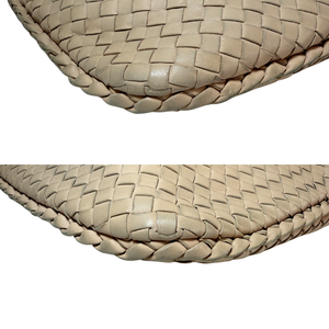 BOTTEGA VENETA Intrecciato Beige Shoulder Bag Hobo