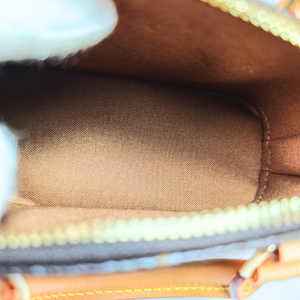 ルイヴィトン LOUIS VUITTON  ナノアルマ モノグラム（新品未使用）