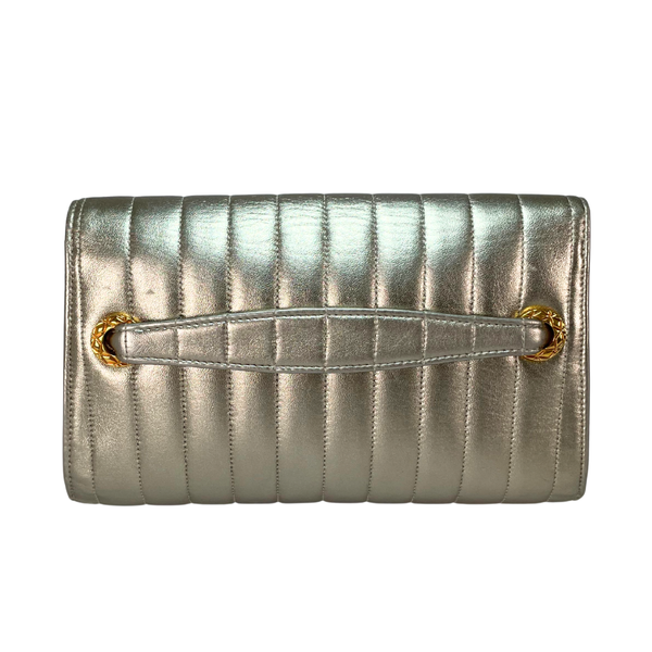 이미지를 갤러리 뷰어에 로드 , CHANEL Mademoiselle Gold  Evening Clutch Purse Gold Hardware, 1992
