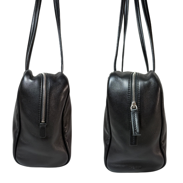 이미지를 갤러리 뷰어에 로드 , The Row Astra Leather Shoulder Bag Black
