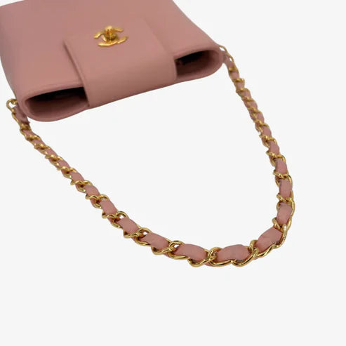 将图片加载到图库查看器，CHANEL Vintage Pink Lambskin Handbag
