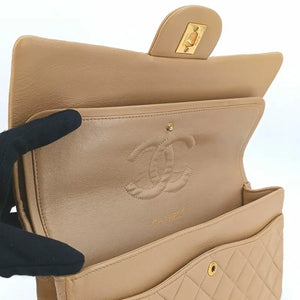 CHANEL Vintage Beige Lambskin 25cm Classic Flap Bag