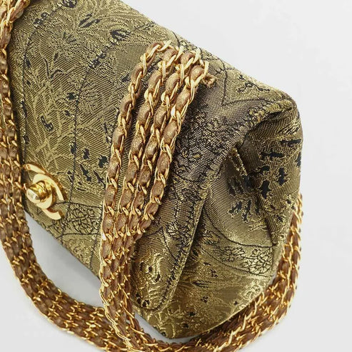 将图片加载到图库查看器，CHANEL Vintage Gold Nishijin Woven Flap Bag
