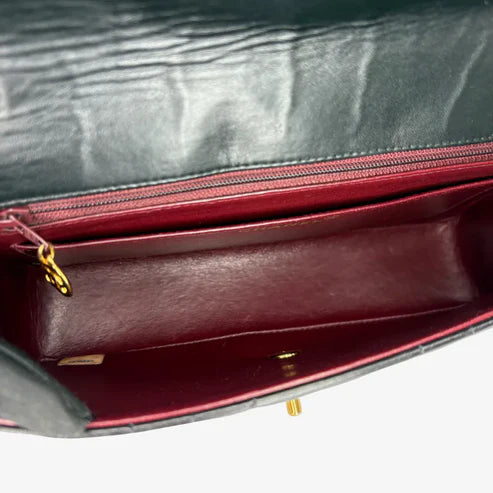 将图片加载到图库查看器，CHANEL Vintage Black Lambskin Vertical Flap Bag
