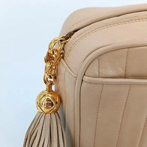 CHANEL Vintage Beige Lambskin Tassels Gold Chain Camera Bag