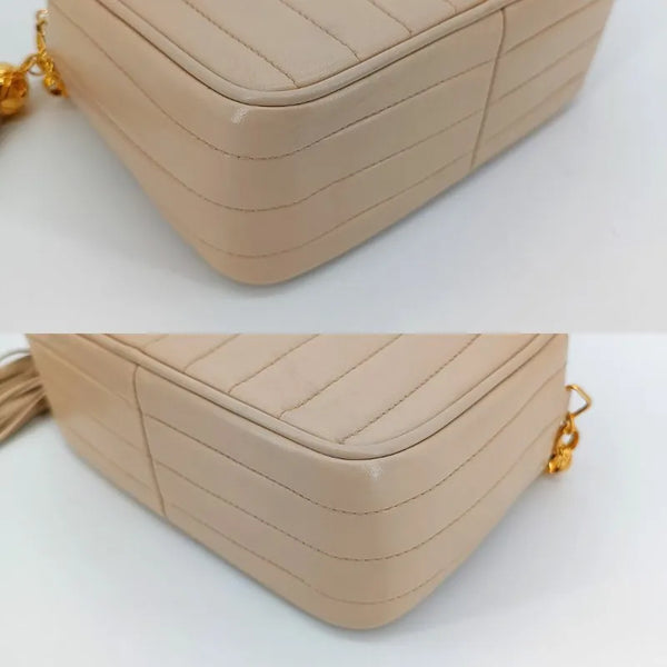 将图片加载到图库查看器，CHANEL Vintage Beige Lambskin Tassels Gold Chain Camera Bag
