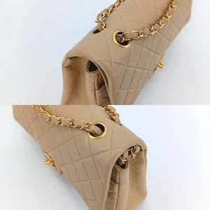 CHANEL Vintage Beige Lambskin 25cm Classic Flap Bag