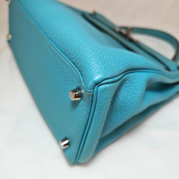 Load image into Gallery viewer, HERMES Kelly 28 Taurillon Clemence Blue Jean Stamp T
