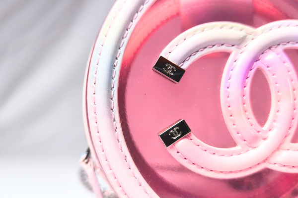 Load image into Gallery viewer, CHANEL Pink PVC &amp; Multicolor  Patent Leather CC Round Shoulder Bag
