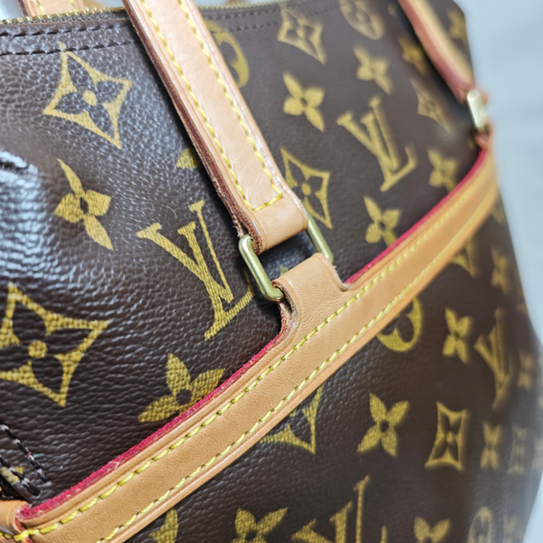 Load image into Gallery viewer, LOUIS VUITTON LV Monogram Coussin GM Vintage
