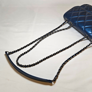 CHANEL Navy Blue Mini Single Flap Silver Metal Fitting Shoulder Bag