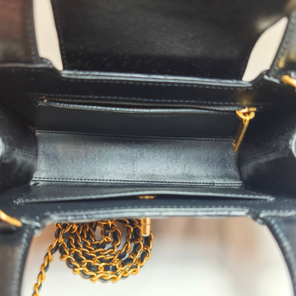 将图片加载到图库查看器，CHANEL Mini Kelly Black Quilted Leather Chain Shoulder Bag
