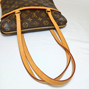 LOUIS VUITTON LV Monogram Coussin GM Vintage