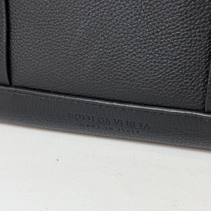 BOTTEGA VENETA アルコ ブラックレザー イントレチャート ショルダーバッグ