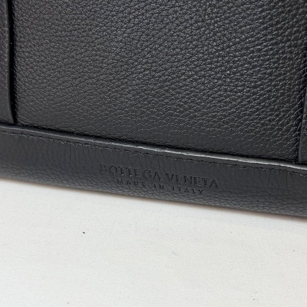 画像をギャラリービューアに読み込む, BOTTEGA VENETA アルコ ブラックレザー イントレチャート ショルダーバッグ

