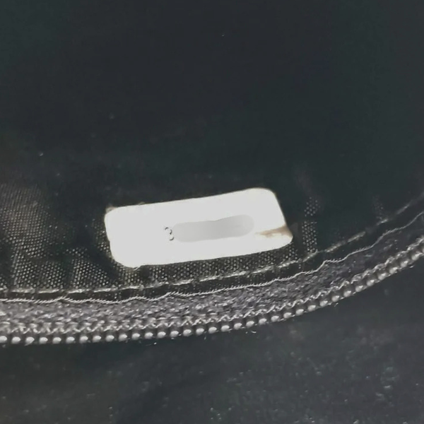 将图片加载到图库查看器，CHANEL Vintage Beige Caviar Leather Quilted Camera Bag
