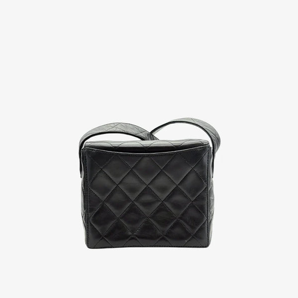 将图片加载到图库查看器，CHANEL Vintage Black Lambskin Small Box Shoulder Bag
