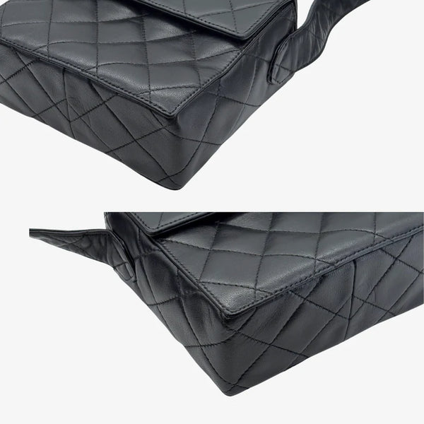 将图片加载到图库查看器，CHANEL Vintage Black Lambskin Small Box Shoulder Bag
