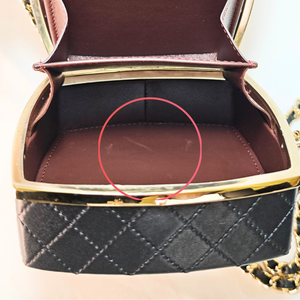 CHANEL CC Make-Up Box Clutch with Chain Black