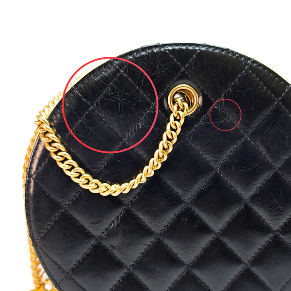 이미지를 갤러리 뷰어에 로드 , CHANEL 2019 Crumpled Calfskin En Vogue Round Shoulder Bag
